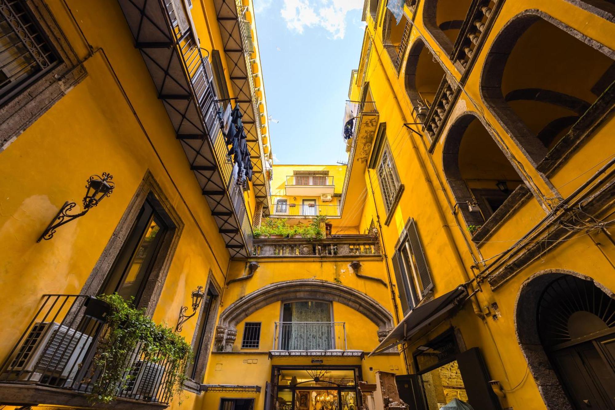 Palazzo Mormando - Industrial Apartment Nápoles Exterior foto