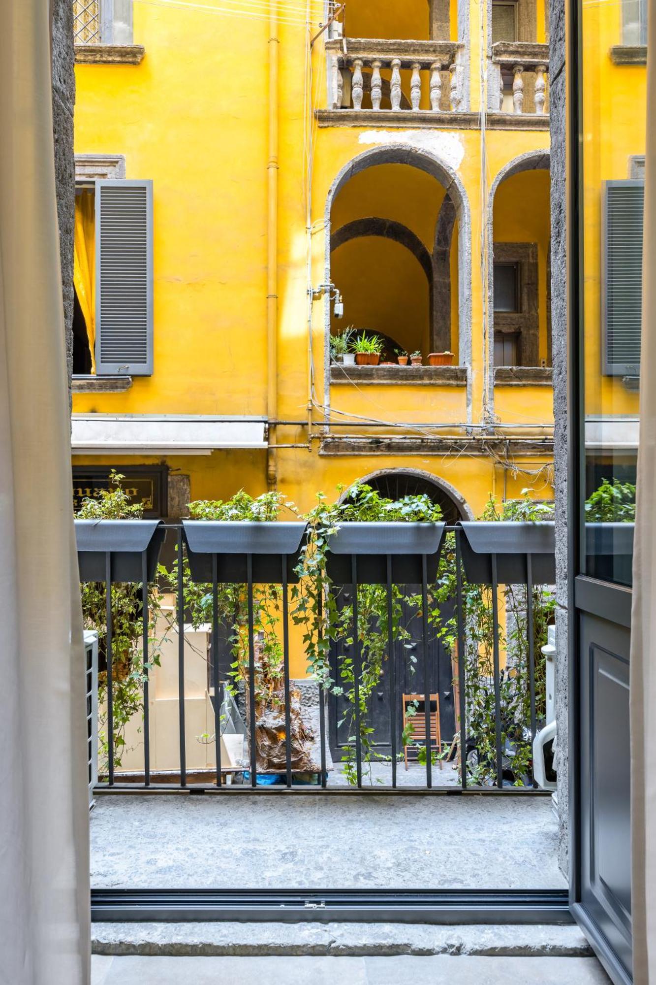 Palazzo Mormando - Industrial Apartment Nápoles Exterior foto